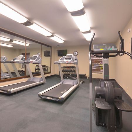 Holiday Inn Express & Suites Fayetteville University Of Arkansas Area By Ihg Екстер'єр фото