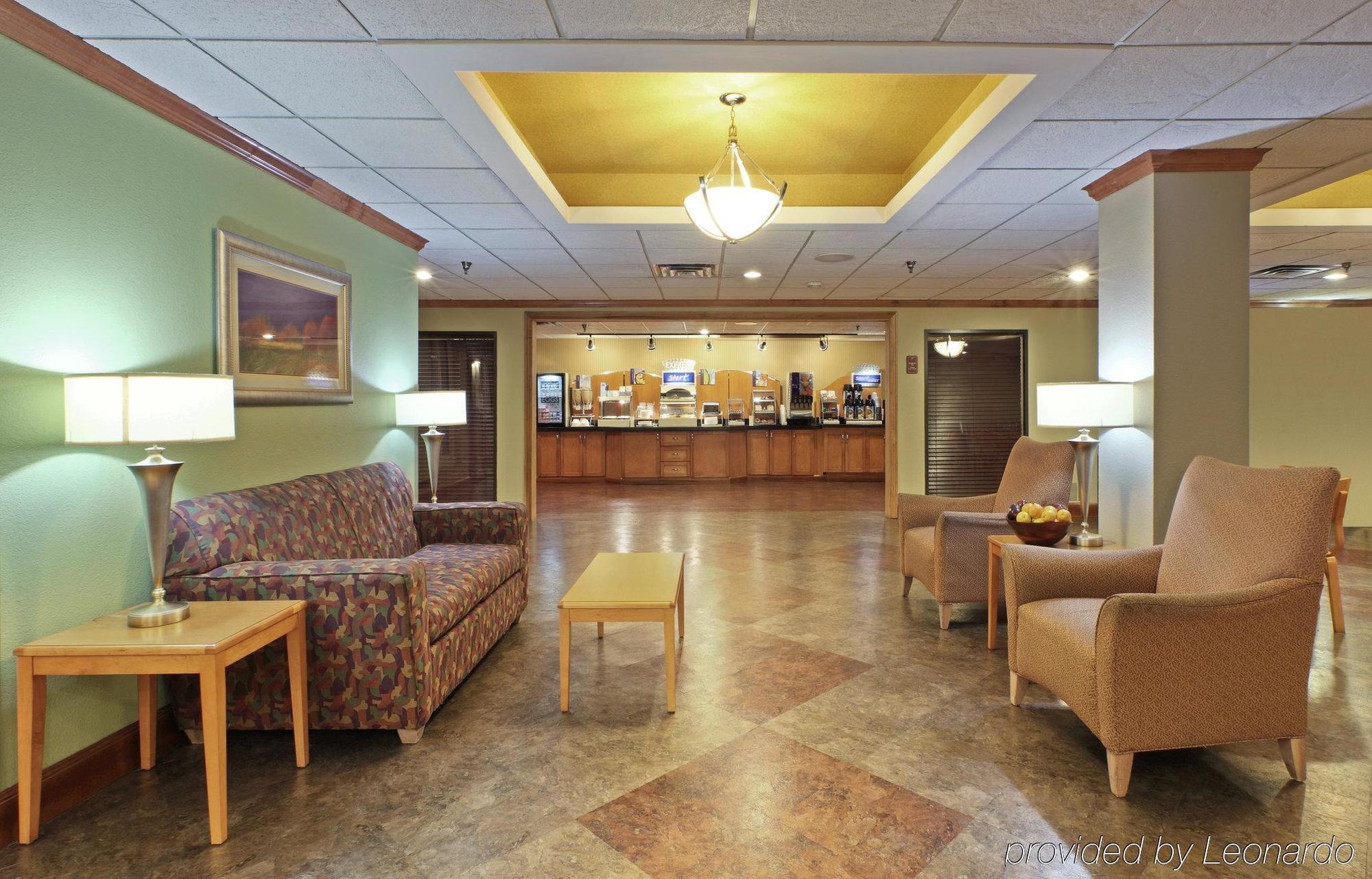Holiday Inn Express & Suites Fayetteville University Of Arkansas Area By Ihg Інтер'єр фото